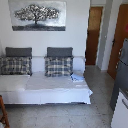 Apartments Ana Bilota Seget Vranjica Bagian luar foto