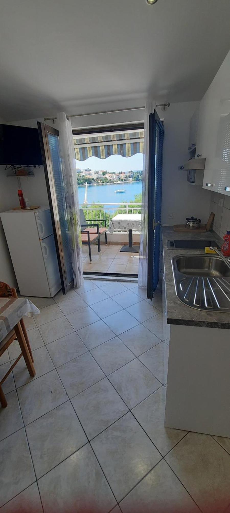 Apartments Ana Bilota Seget Vranjica Bagian luar foto