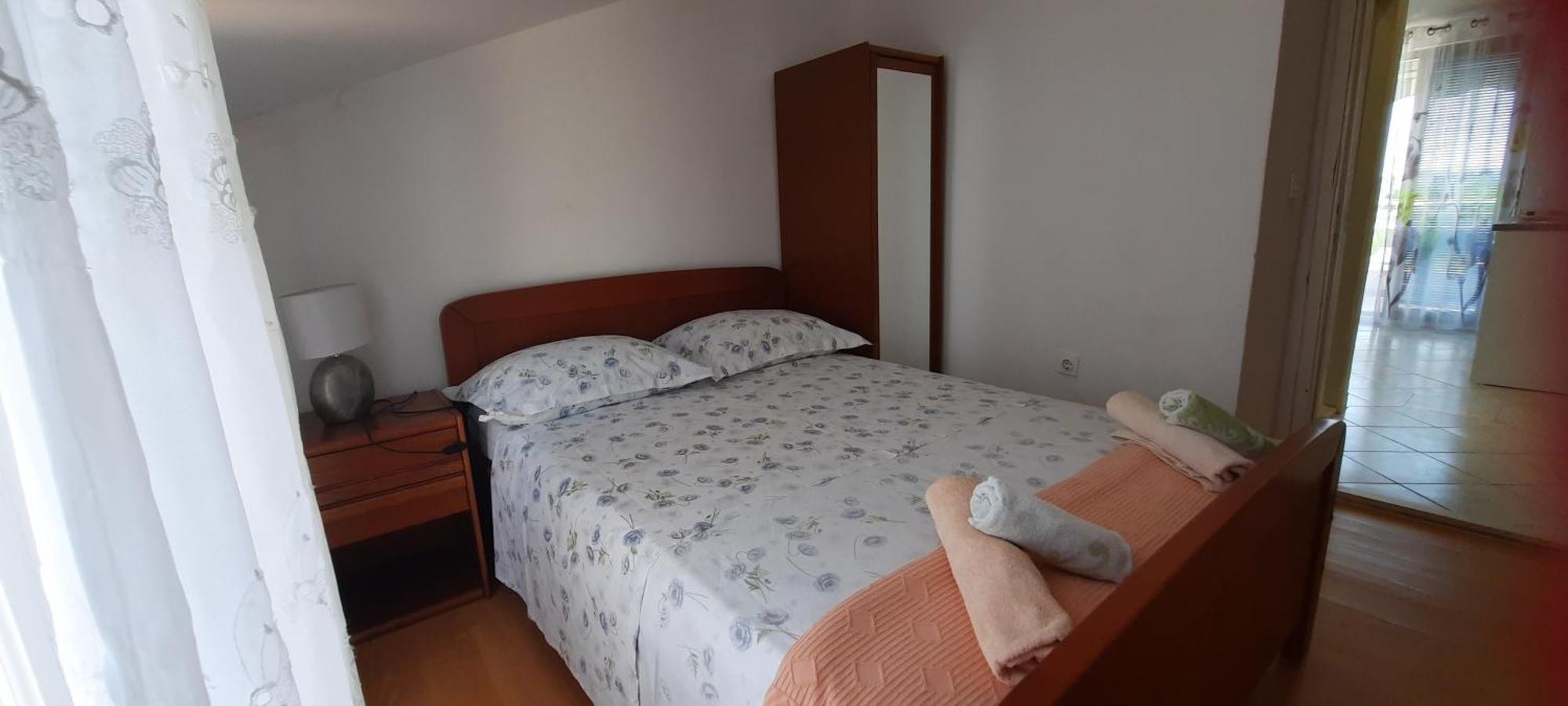 Apartments Ana Bilota Seget Vranjica Bagian luar foto